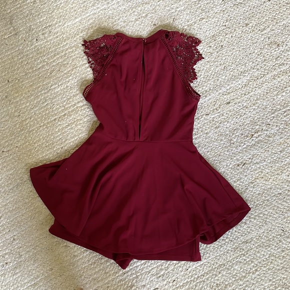 Cute Romper/Dress! - Picture 2 of 3